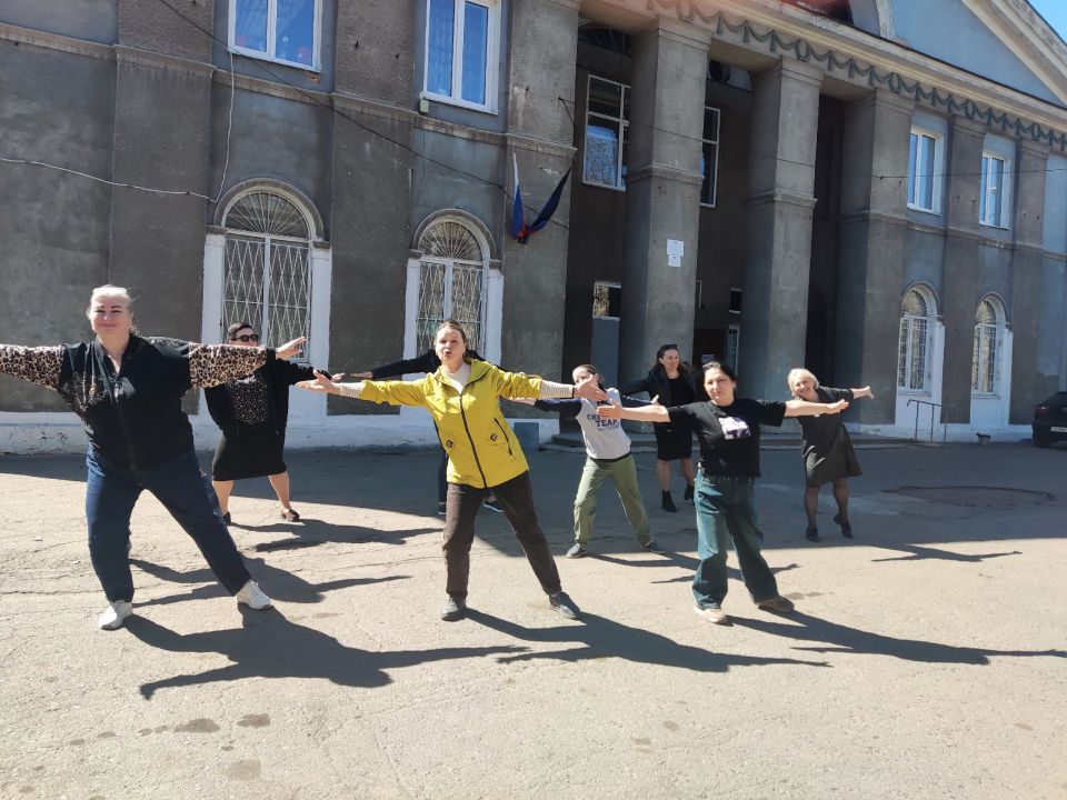 Сегодня сотрудники Дворца культуры им. Воровского присоединились ко Всемирному дню здоровья! Мероприятие состоялось с целью реализации партийного проекта "Здоровое будущее" Сегодня сотрудники Дворца культуры им. Воровского присоединились ко Всемирному дню здоровья! Мероприятие состоялось с целью реализации партийного проекта "Здоровое будущее"