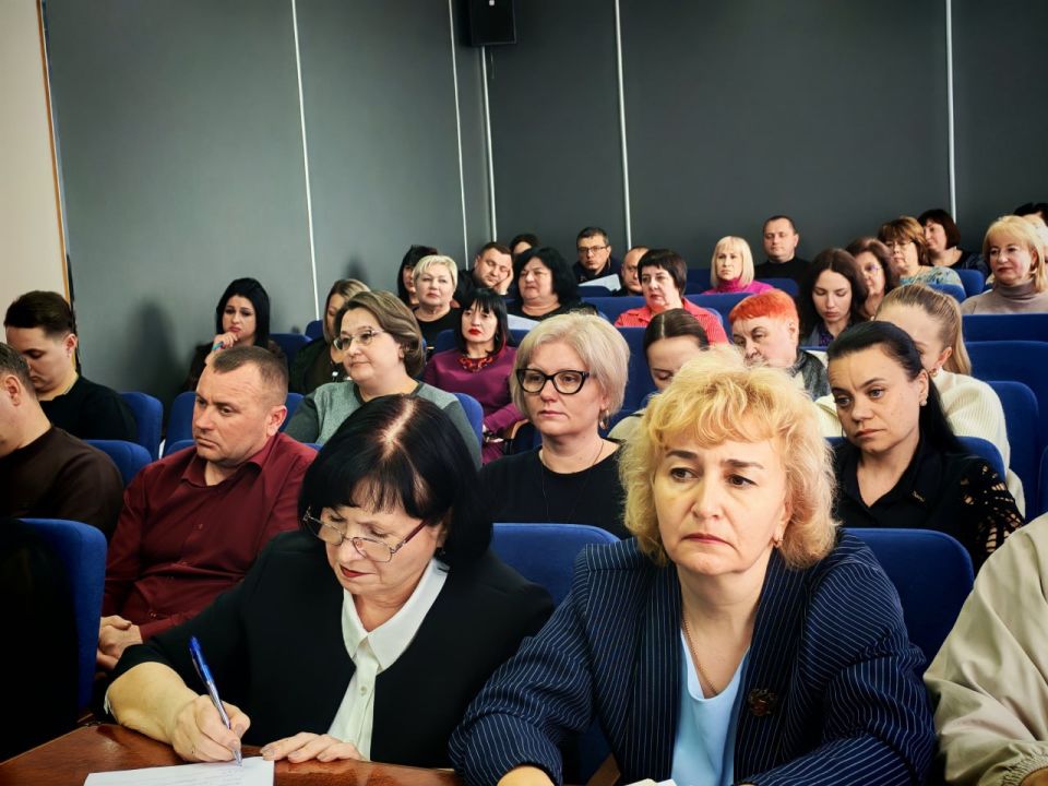 Игорь Мартынов: Аппаратное совещание. Провёл очередное еженедельное аппаратное совещание с участием руководителей подведомственных учреждений, а также представителей ключевых структурных подразделений администрации... Игорь Мартынов: Аппаратное совещание. Провёл очередное еженедельное аппаратное совещание с участием руководителей подведомственных учреждений, а также представителей ключевых структурных подразделений администрации...