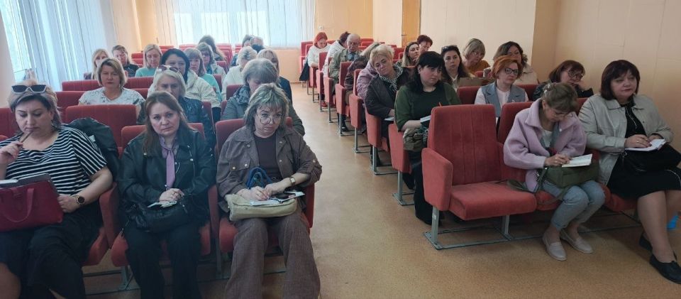 Сегодня, 7 апреля 2026 года, в рамках проекта "Предпринимательство", реализуемого Единой Россией в Управе Кировского района прошел семинар на тему: "Нормативно-правовое регулирование малого и среднего бизнеса" Сегодня, 7 апреля 2026 года, в рамках проекта "Предпринимательство", реализуемого Единой Россией в Управе Кировского района прошел семинар на тему: "Нормативно-правовое регулирование малого и среднего бизнеса"