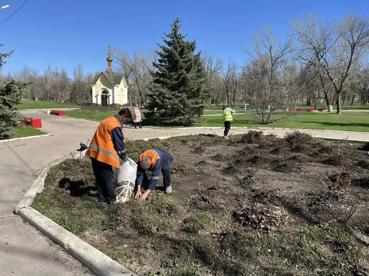 О работах МУП «Простор». Муниципальное унитарное предприятие «Простор» ежедневно выполняет все необходимые работы по содержанию городских улиц О работах МУП «Простор». Муниципальное унитарное предприятие «Простор» ежедневно выполняет все необходимые работы по содержанию городских улиц