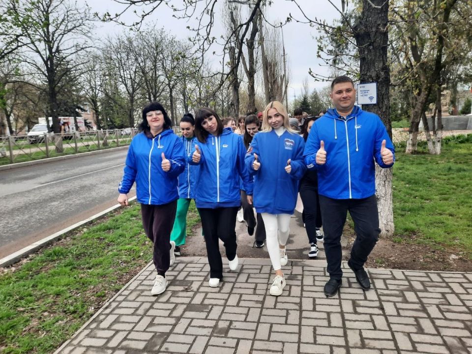 В Мангушском округе прошла акция «10 000 шагов к жизни» В Мангушском округе прошла акция «10 000 шагов к жизни»