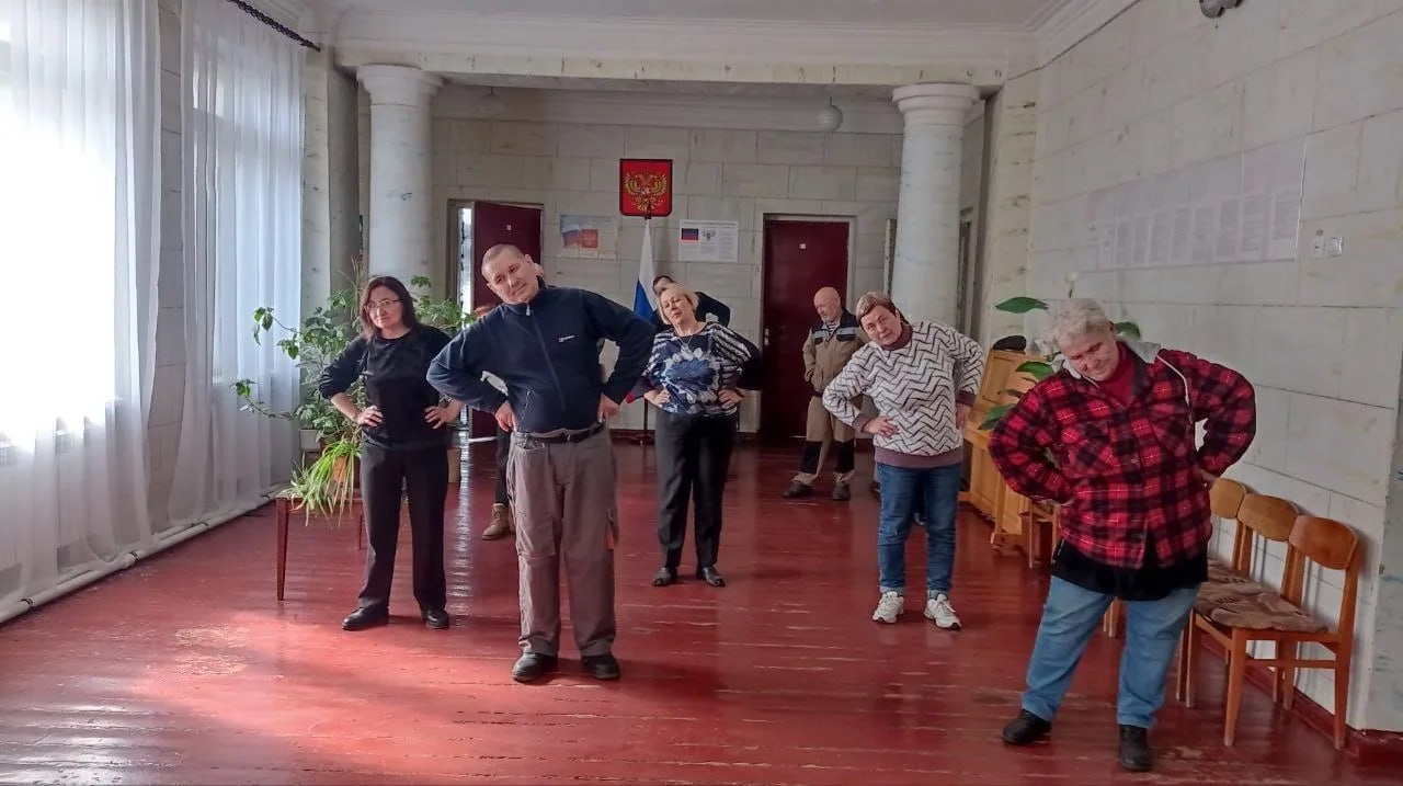 Республиканская зарядка. 6 апреля в учреждениях культуры городского округа Енакиево состоялась республиканская зарядка, организованная в рамках Федерального проекта «Здоровье для каждого» регионального движения Донецкой... Республиканская зарядка. 6 апреля в учреждениях культуры городского округа Енакиево состоялась республиканская зарядка, организованная в рамках Федерального проекта «Здоровье для каждого» регионального движения Донецкой...