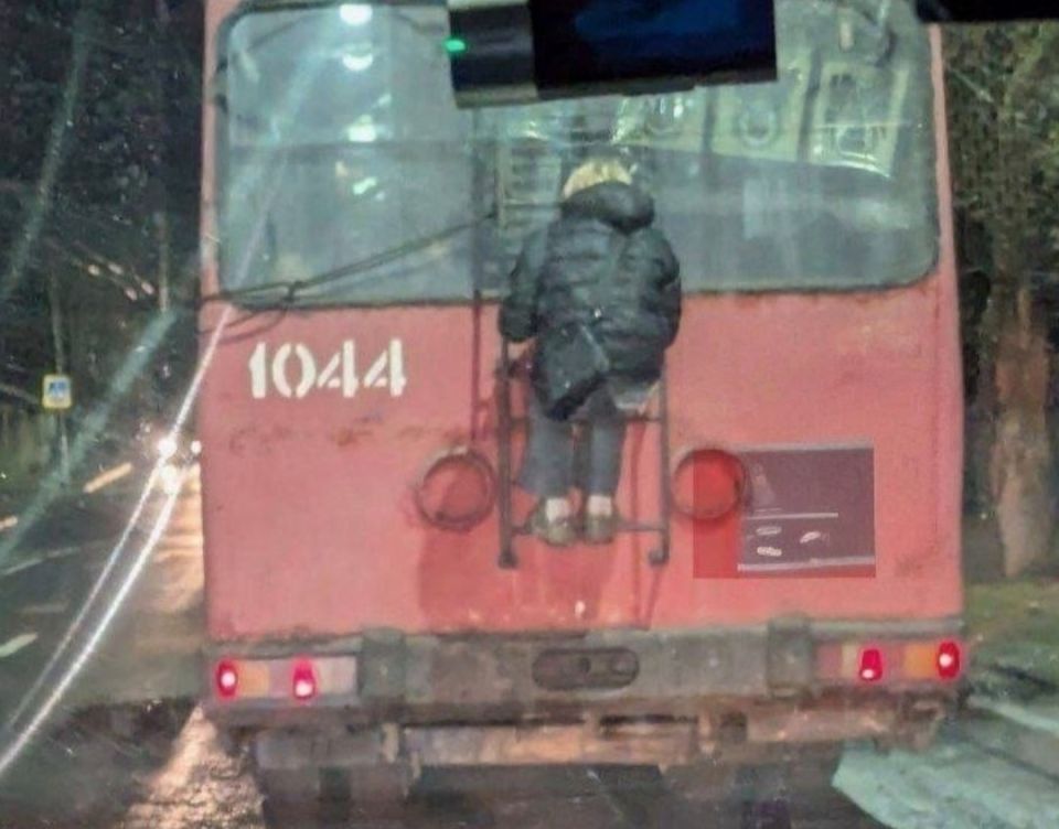 ������� ������ ������� �� �����������, �������� �� ��������� � �������