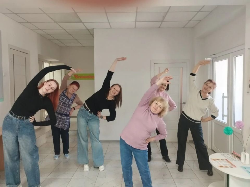 Республиканская зарядка. 6 апреля в учреждениях культуры городского округа Енакиево состоялась республиканская зарядка, организованная в рамках Федерального проекта «Здоровье для каждого» регионального движения Донецкой... Республиканская зарядка. 6 апреля в учреждениях культуры городского округа Енакиево состоялась республиканская зарядка, организованная в рамках Федерального проекта «Здоровье для каждого» регионального движения Донецкой...