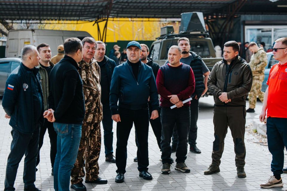 Делегация Чувашии проверила в Мариуполе ход восстановления жилых домов Делегация Чувашии проверила в Мариуполе ход восстановления жилых домов