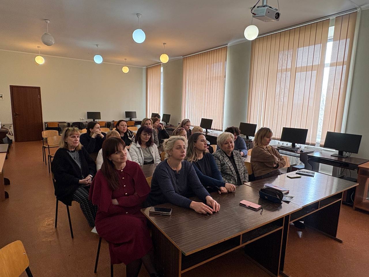 Продолжаются встречи с трудовыми коллективами в Ленинском районе города Донецка Продолжаются встречи с трудовыми коллективами в Ленинском районе города Донецка
