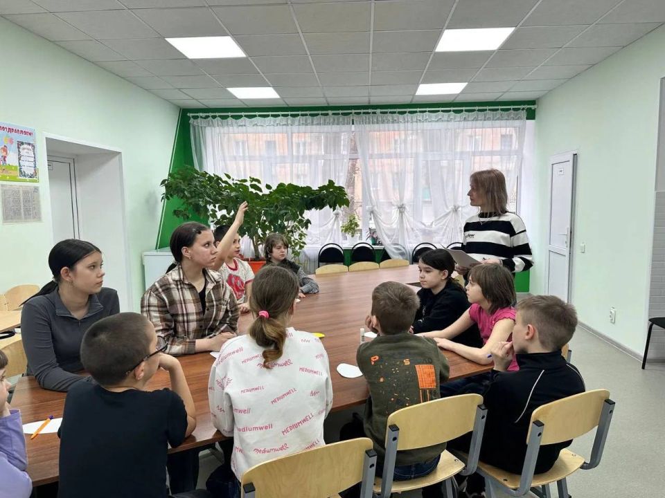 Профилактическое мероприятие «Мои права, обязанности и ответственность» в Социально-реабилитационном центре города Шахтерска Профилактическое мероприятие «Мои права, обязанности и ответственность» в Социально-реабилитационном центре города Шахтерска