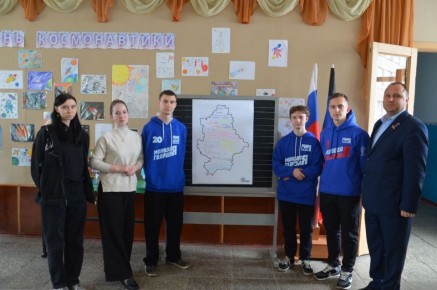 Торезе отметили День провозглашения Донецкой Народной Республики