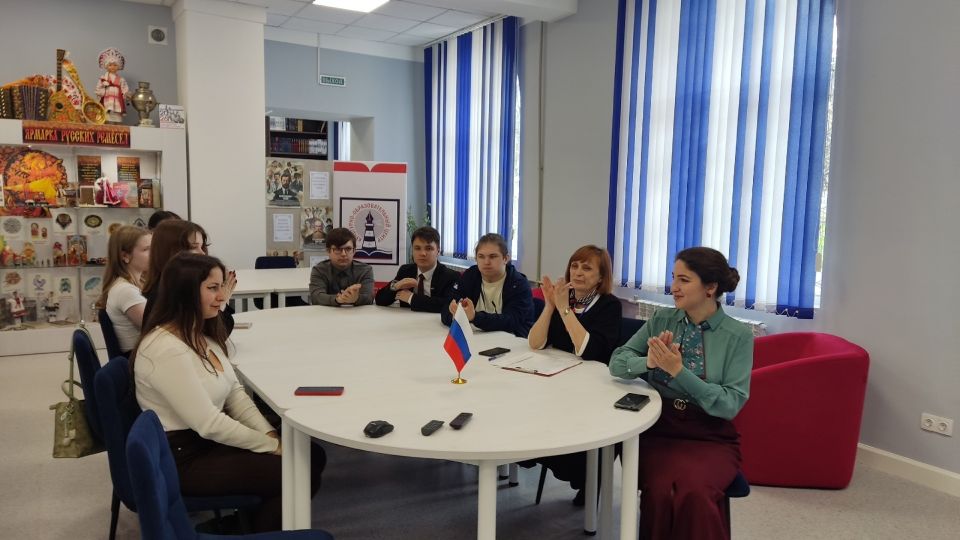 Поэзия Донбасса прозвучала на международной литературной встрече «Многоголосье: поэзия единого мира» Поэзия Донбасса прозвучала на международной литературной встрече «Многоголосье: поэзия единого мира»