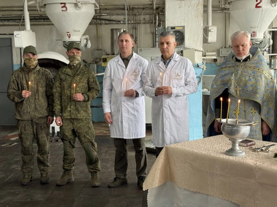 Александр Шатов: В Шахтерске дан старт производству куличей Александр Шатов: В Шахтерске дан старт производству куличей