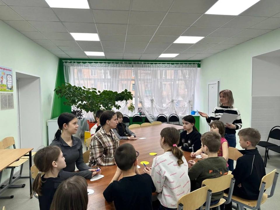 Профилактическое мероприятие «Мои права, обязанности и ответственность» в Социально-реабилитационном центре города Шахтерска Профилактическое мероприятие «Мои права, обязанности и ответственность» в Социально-реабилитационном центре города Шахтерска