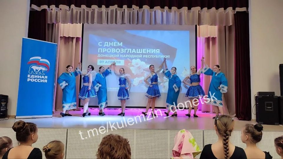 В клубе села Бирюки в рамках проекта «Историческая память» партии «Единая Россия» состоялся исторический круиз «Как это было» В клубе села Бирюки в рамках проекта «Историческая память» партии «Единая Россия» состоялся исторический круиз «Как это было»