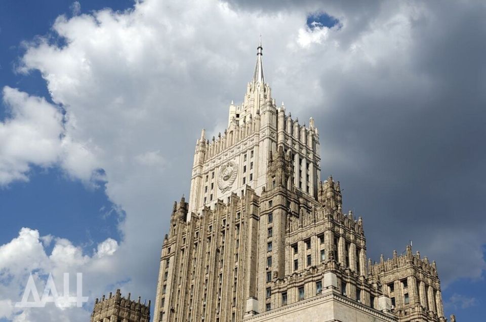 МИД РФ призвал мировые структуры отреагировать на удар ВСУ по журналисту в ДНР