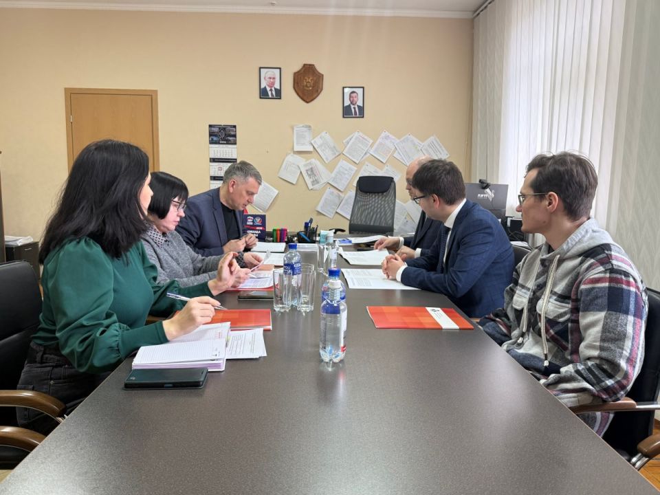 Ирина Кутенко: Сегодня состоялась встреча с первым проректором по молодежной политике и организации приема Санкт-Петербургского государственного университета Александром Вячеславовичем Бабичем