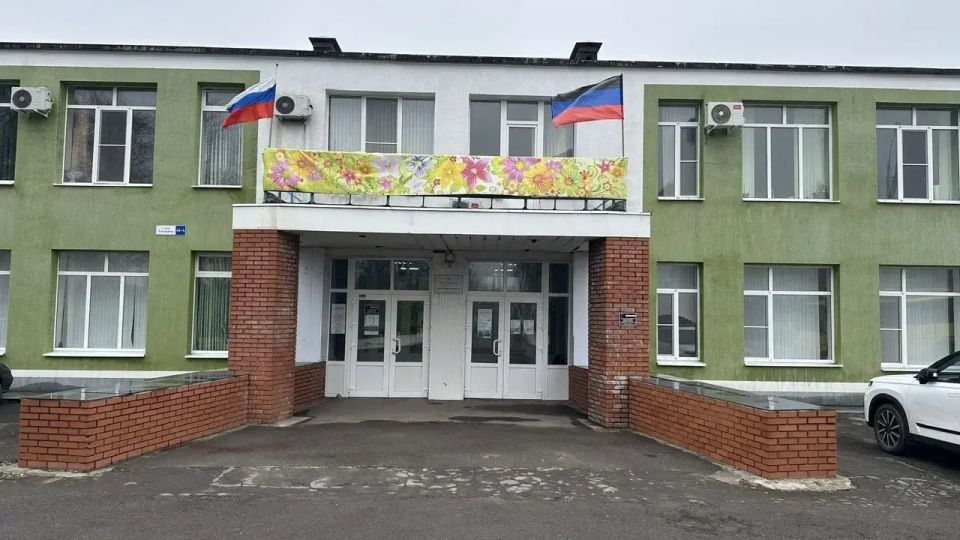 При поддержке нижегородцев в пгт Ялта приступят к ремонту школы