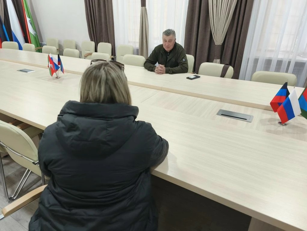 Роман Конев: 8 апреля 2026 года состоялся приём граждан депутатом Горловского городского совета Донецкой Народной Республики первого созыва Александром Бобровским