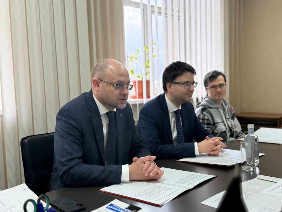 Ирина Кутенко: Сегодня состоялась встреча с первым проректором по молодежной политике и организации приема Санкт-Петербургского государственного университета Александром Вячеславовичем Бабичем Ирина Кутенко: Сегодня состоялась встреча с первым проректором по молодежной политике и организации приема Санкт-Петербургского государственного университета Александром Вячеславовичем Бабичем