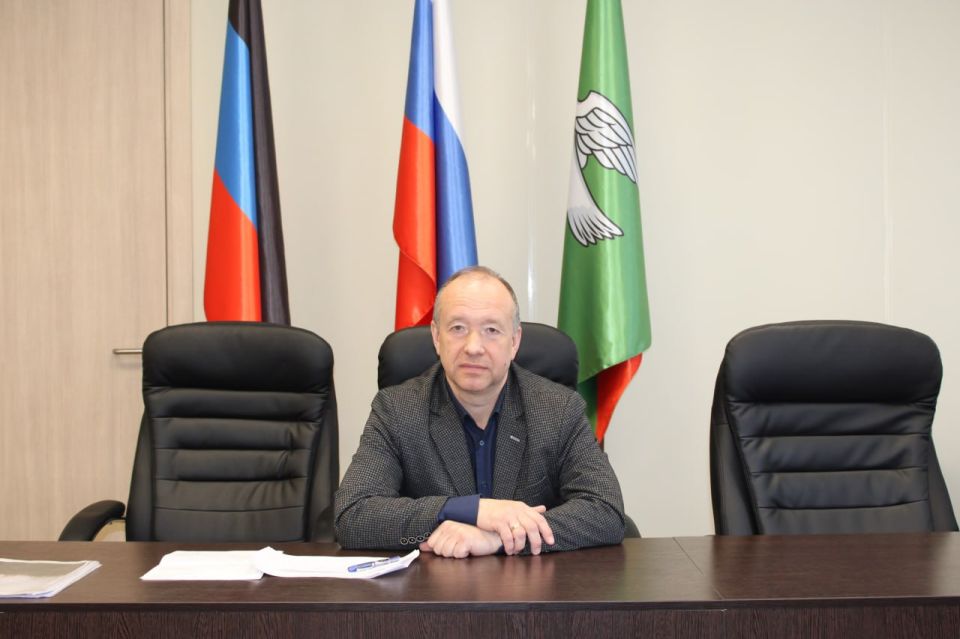 Иван Приходько: Заместитель главы администрации городского округа Горловка Игорь Горбатов провел прием граждан