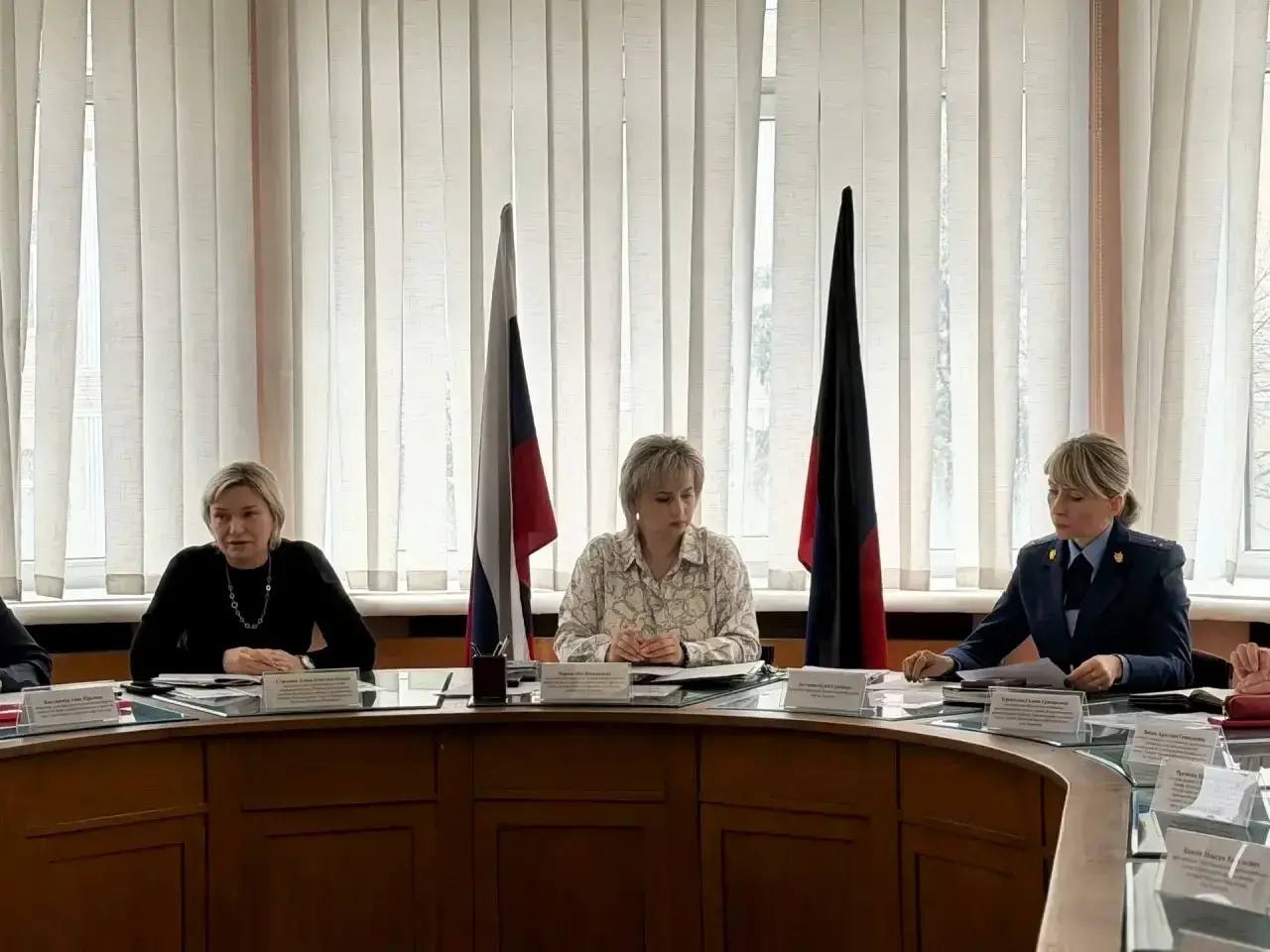 Татьяна Копылова: СЕГОДНЯ СОСТОЯЛОСЬ РАСШИРЕННОЕ ЗАСЕДАНИЕ КОМИССИИ ПО ДЕЛАМ НЕСОВЕРШЕННОЛЕТНИХ И ЗАЩИТЕ ИХ ПРАВ ПРИ УПРАВЕ ВОРОШИЛОВСКОГО ВНУТРИГОРОДСКОГО РАЙОНА АДМИНИСТРАЦИИ ГОРОДСКОГО ОКРУГА ДОНЕЦК ДОНЕЦКОЙ НАРОДНОЙ...