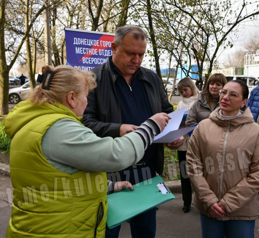 Алексей Кулемзин: Сегодня провел встречу с жителями Ленинского района, где обсудили ряд важных вопросов, касающихся благоустройства и ремонта Алексей Кулемзин: Сегодня провел встречу с жителями Ленинского района, где обсудили ряд важных вопросов, касающихся благоустройства и ремонта