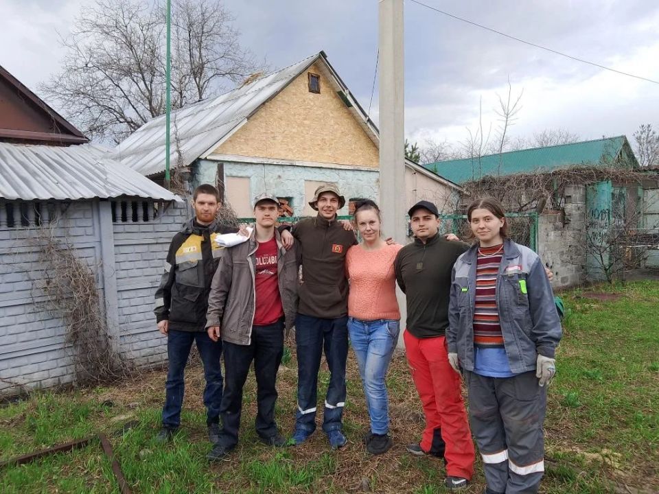 Александр Пеняев: В рамках гуманитарной миссии в Авдеевке завершился очередной этап адресной помощи Александр Пеняев: В рамках гуманитарной миссии в Авдеевке завершился очередной этап адресной помощи