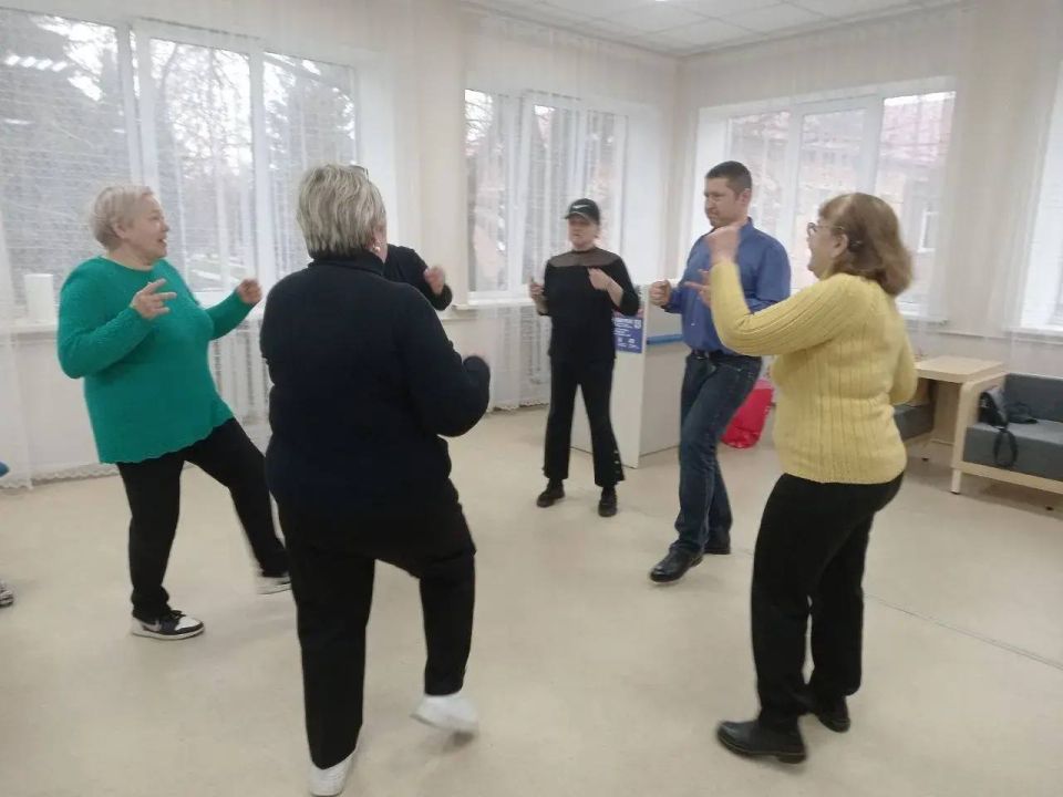 8 апреля в секторе интернет-обслуживания для участников Программы «60+» прошла игра «Здоровей душой и телом» 8 апреля в секторе интернет-обслуживания для участников Программы «60+» прошла игра «Здоровей душой и телом»
