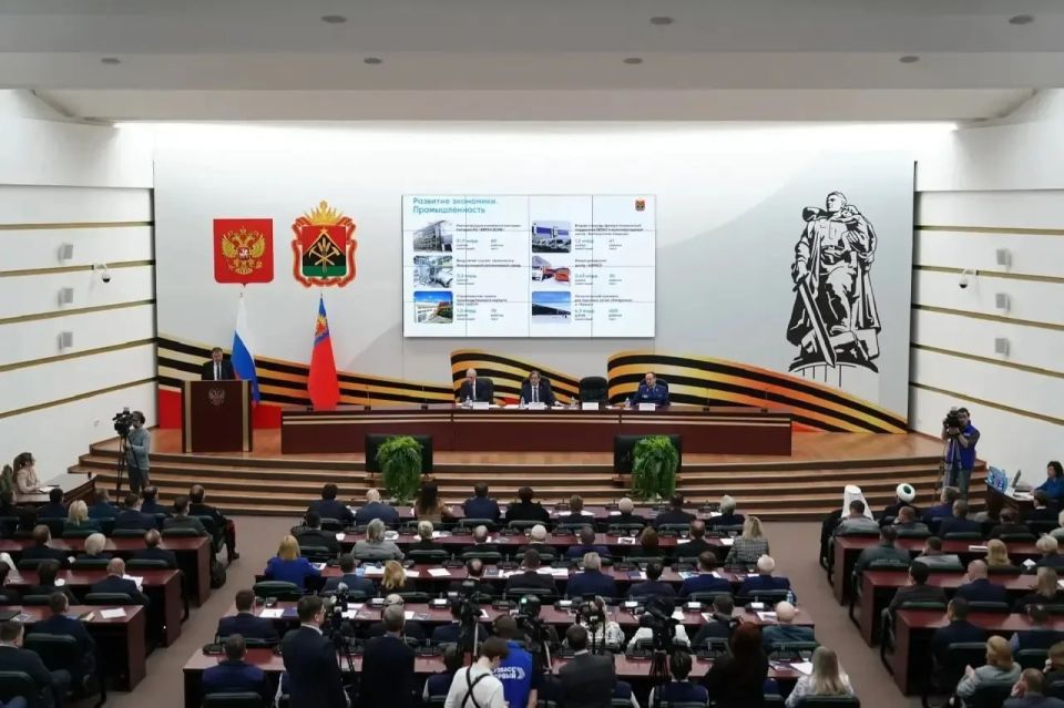 Иван Приходько: Сегодня в формате видеоконференцсвязи принял участие в 35 заседании Правительства Кузбасса, во время которого Губернатор региона Илья Владимирович Середюк предоставил отчет о работе Правительства за 2025 год Иван Приходько: Сегодня в формате видеоконференцсвязи принял участие в 35 заседании Правительства Кузбасса, во время которого Губернатор региона Илья Владимирович Середюк предоставил отчет о работе Правительства за 2025 год