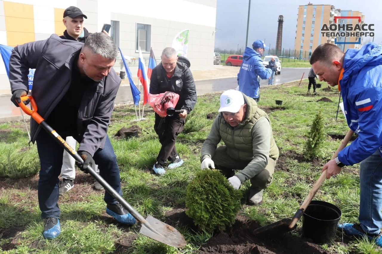 СЕРГЕЙ ПОЛХОВ ПРИНЯЛ УЧАСТИЕ В ЗАКЛАДКЕ БЛАГОВЕЩЕНСКОГО САДА НА ТЕРРИТОРИИ РЕСПУБЛИКАНСКОГО ПЕРИНАТАЛЬНОГО ЦЕНТРА В ДОНЕЦКЕ СЕРГЕЙ ПОЛХОВ ПРИНЯЛ УЧАСТИЕ В ЗАКЛАДКЕ БЛАГОВЕЩЕНСКОГО САДА НА ТЕРРИТОРИИ РЕСПУБЛИКАНСКОГО ПЕРИНАТАЛЬНОГО ЦЕНТРА В ДОНЕЦКЕ