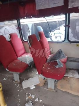 ВСУ атаковали пассажирский автобус в Горловке, сообщил мэр города Иван Приходько