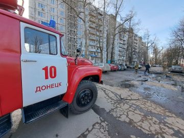 МЧС за сутки ликвидировано 17 пожаров, 4 из которых - ландшафтные