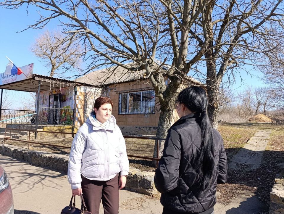 Провел встречу с жителями, где обсуждался вопрос завершения отопительного сезона Провел встречу с жителями, где обсуждался вопрос завершения отопительного сезона