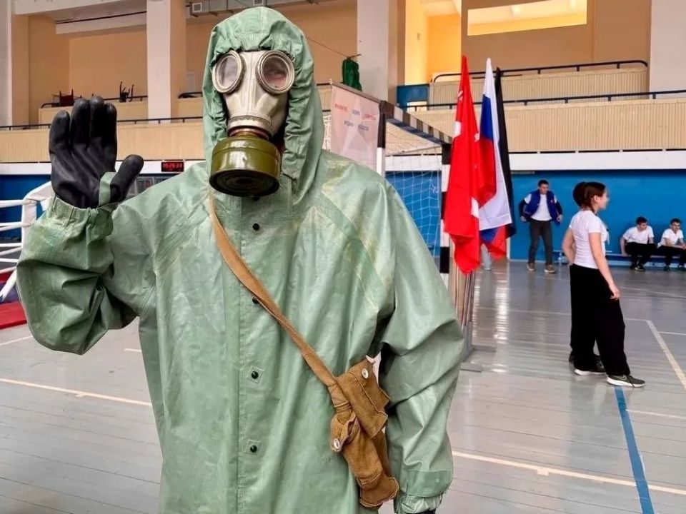Александр Шатов: В Шахтерске провели муниципальный этап военнопатриотической игры «Зарница 2.0» Александр Шатов: В Шахтерске провели муниципальный этап военнопатриотической игры «Зарница 2.0»
