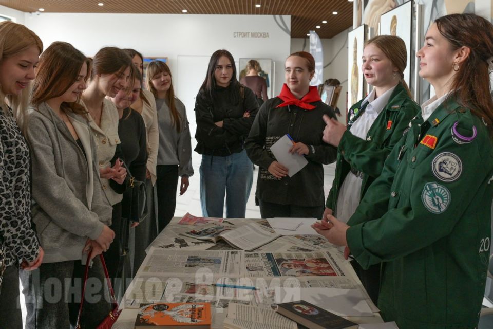 Никаких скучных лекций: на карьерном форуме "Труд Крут" студентов донецких вузов познакомили с профессиями через игру Никаких скучных лекций: на карьерном форуме "Труд Крут" студентов донецких вузов познакомили с профессиями через игру