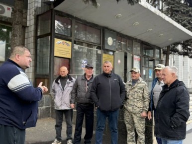 Денис Зубов: Встреча лидера общественного мнения с ветеранами МВД