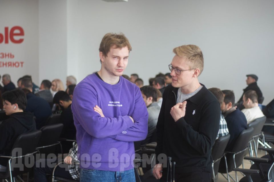 От горных машин до гражданских дронов: в Донецке обсудили будущее беспилотных технологий От горных машин до гражданских дронов: в Донецке обсудили будущее беспилотных технологий