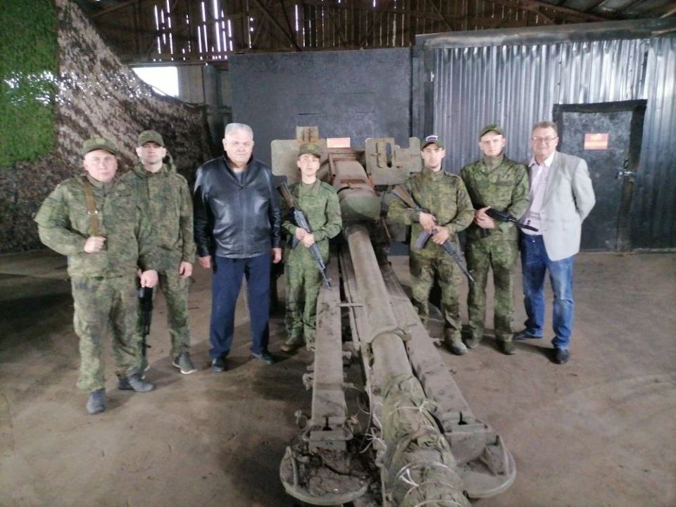 С любовью и благодарностью – нашим героям на передовой! С любовью и благодарностью – нашим героям на передовой!