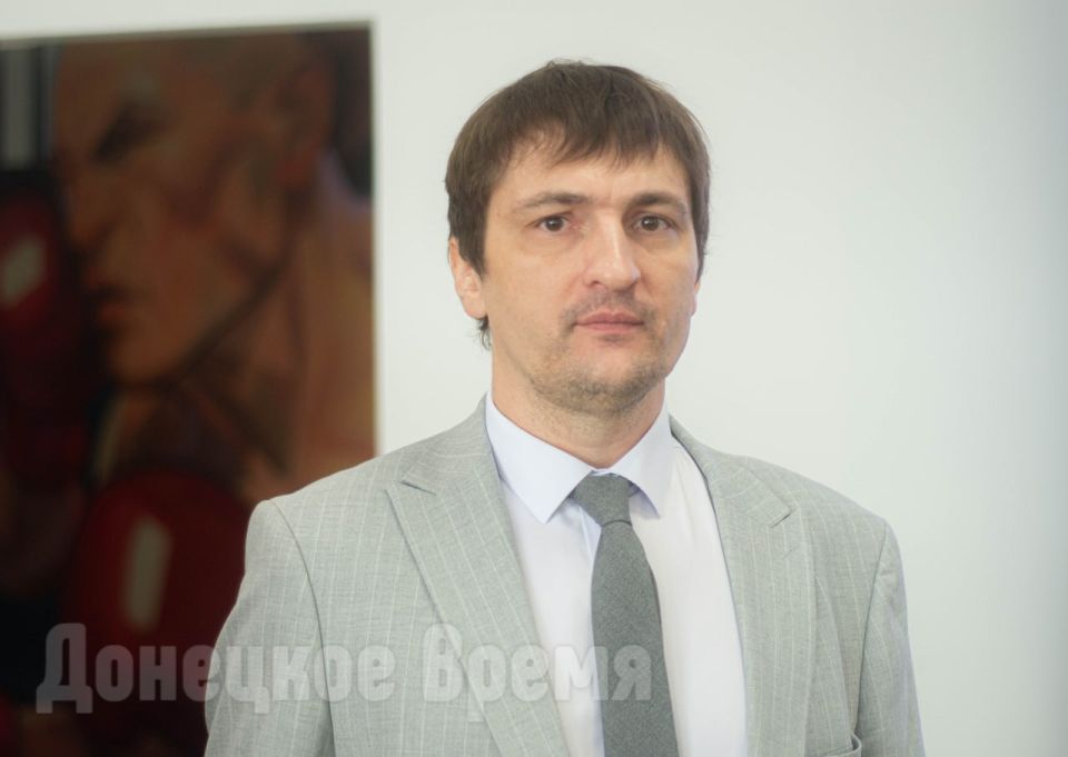 От горных машин до гражданских дронов: в Донецке обсудили будущее беспилотных технологий От горных машин до гражданских дронов: в Донецке обсудили будущее беспилотных технологий