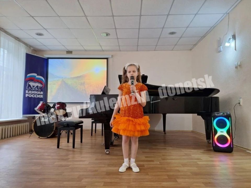 В Детской музыкальной школе № 2 в рамках проекта «Культура малой родины» партии «Единая Россия» состоялась музыкальная гостиная «Сергей Прокофьев: гимн солнцу» В Детской музыкальной школе № 2 в рамках проекта «Культура малой родины» партии «Единая Россия» состоялась музыкальная гостиная «Сергей Прокофьев: гимн солнцу»