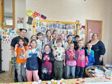 В преддверии самого светлого праздника – Пасхи – Центр детского и юношеского творчества Ворошиловского района распахнул свои двери для юных мастеров!