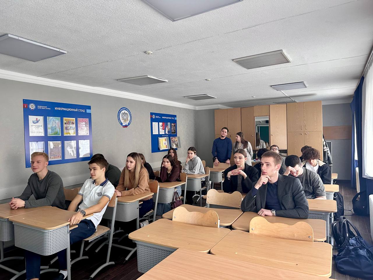 Продолжаем помогать развивать критическое мышление Продолжаем помогать развивать критическое мышление