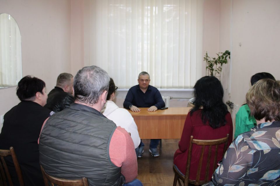 Иван Приходько: Состоялась встреча руководства администрации городского округа Горловка с трудовым коллективом Иван Приходько: Состоялась встреча руководства администрации городского округа Горловка с трудовым коллективом