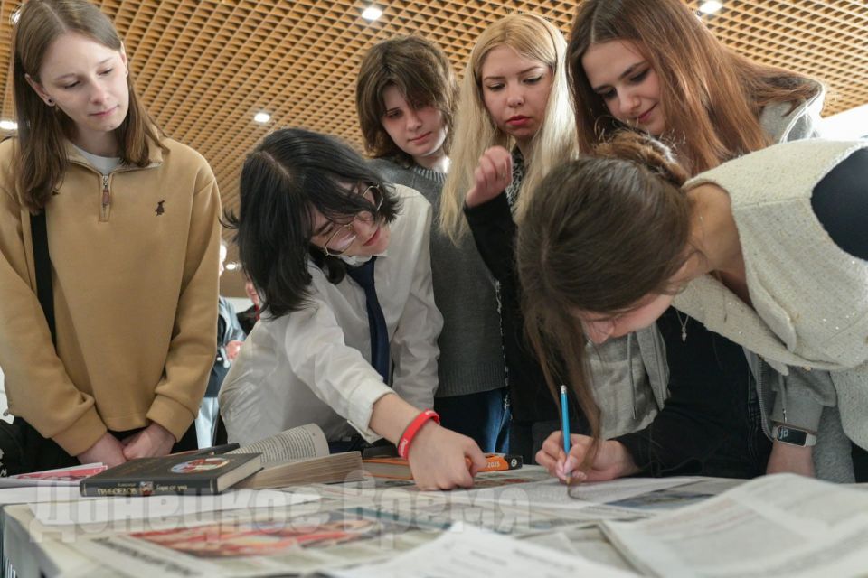 Никаких скучных лекций: на карьерном форуме "Труд Крут" студентов донецких вузов познакомили с профессиями через игру Никаких скучных лекций: на карьерном форуме "Труд Крут" студентов донецких вузов познакомили с профессиями через игру