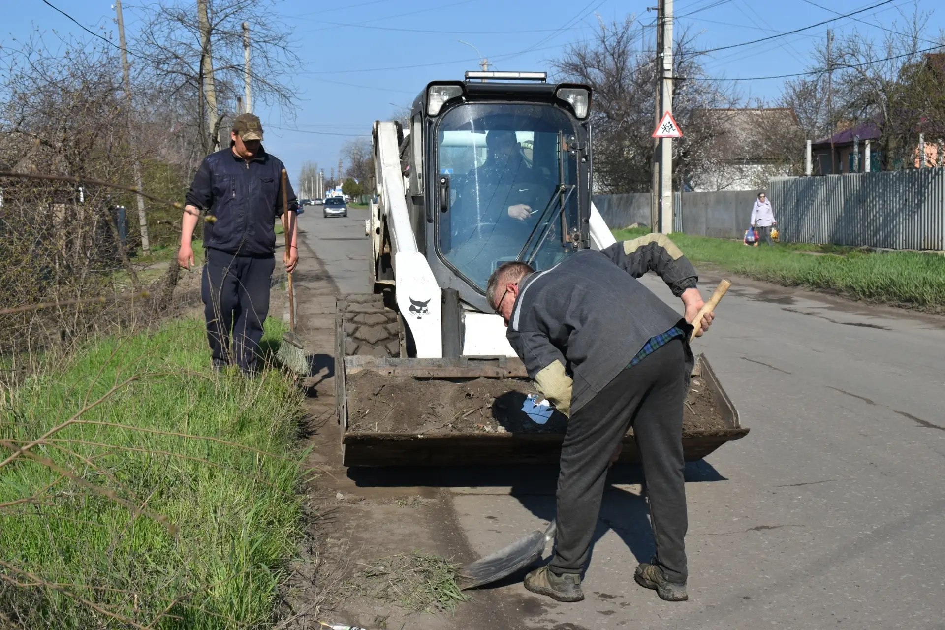 Игорь Лызов: Амвросиевский округ присоединился к республиканскому субботнику Игорь Лызов: Амвросиевский округ присоединился к республиканскому субботнику