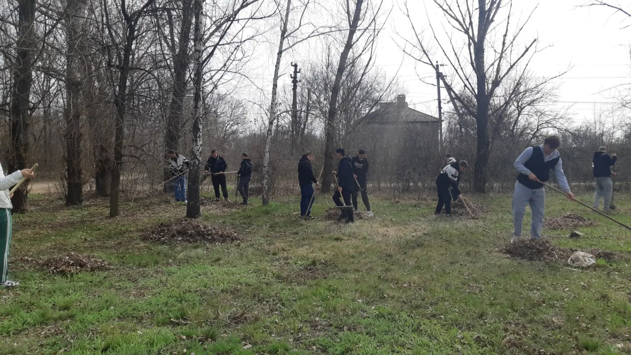 Студенты и сотрудники средних специальных учебных заведений приняли участие в общереспубликанском субботнике Студенты и сотрудники средних специальных учебных заведений приняли участие в общереспубликанском субботнике