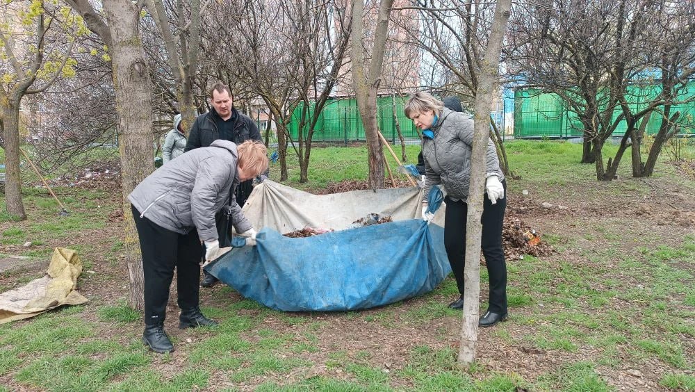 Антон Кольцов: Городской округ Мариуполь присоединился к общереспубликанскому субботнику Антон Кольцов: Городской округ Мариуполь присоединился к общереспубликанскому субботнику