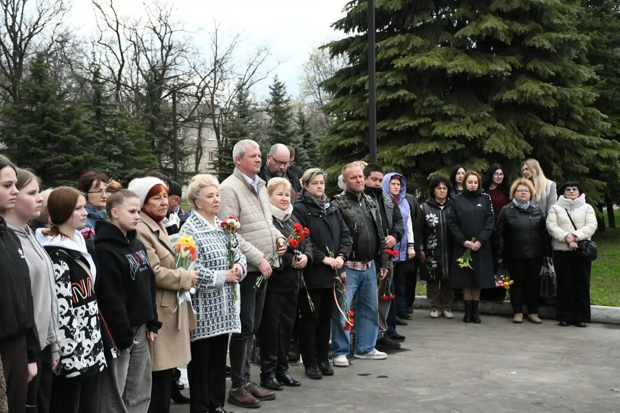 Александр Шатов: В Кировском состоялась памятная церемония возложения цветов