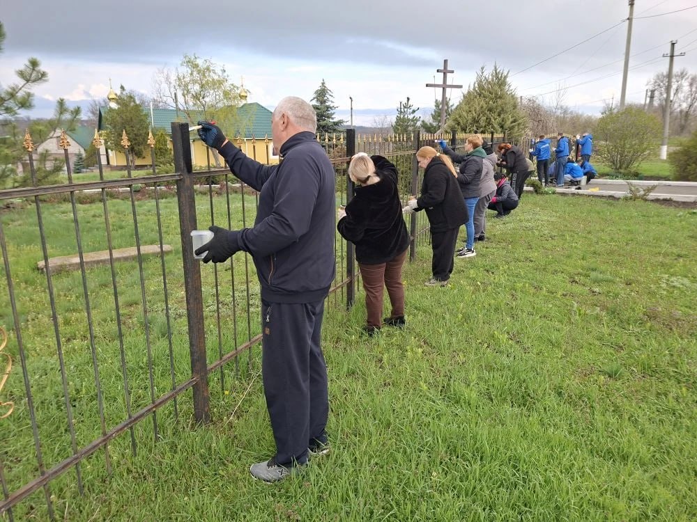 Антон Кольцов: Городской округ Мариуполь присоединился к общереспубликанскому субботнику Антон Кольцов: Городской округ Мариуполь присоединился к общереспубликанскому субботнику