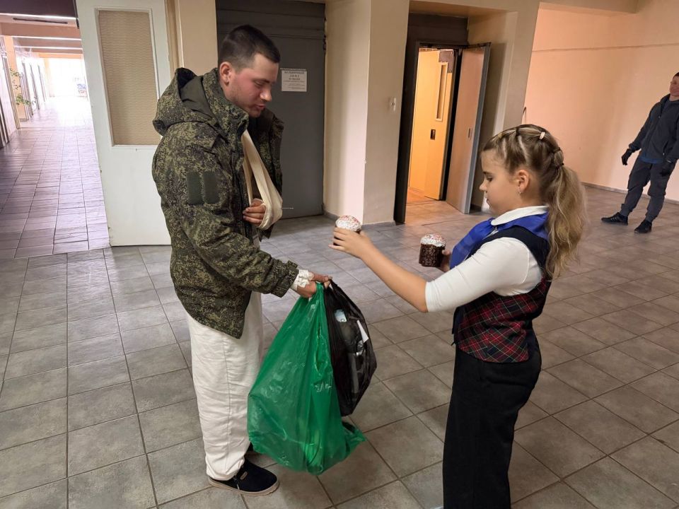 Пасхальные куличи для защитников России Пасхальные куличи для защитников России