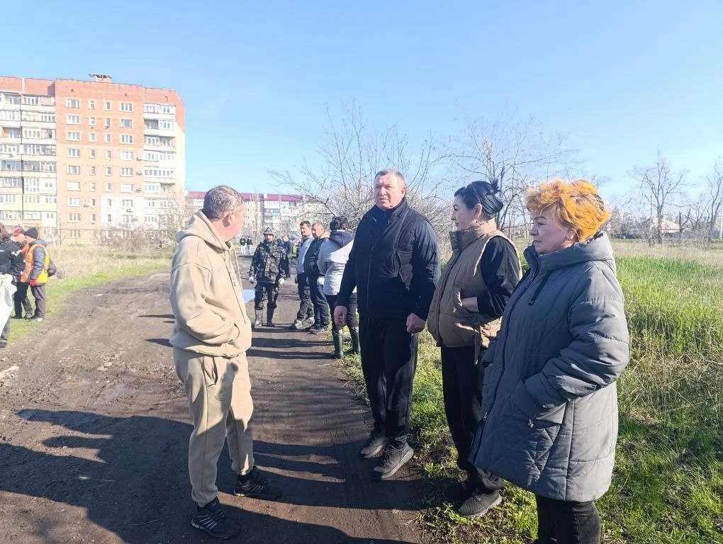 Сергей Ермаков: 11 апреля проверил ход работ по уборке несанкционированной свалки на улице Брюсова Сергей Ермаков: 11 апреля проверил ход работ по уборке несанкционированной свалки на улице Брюсова