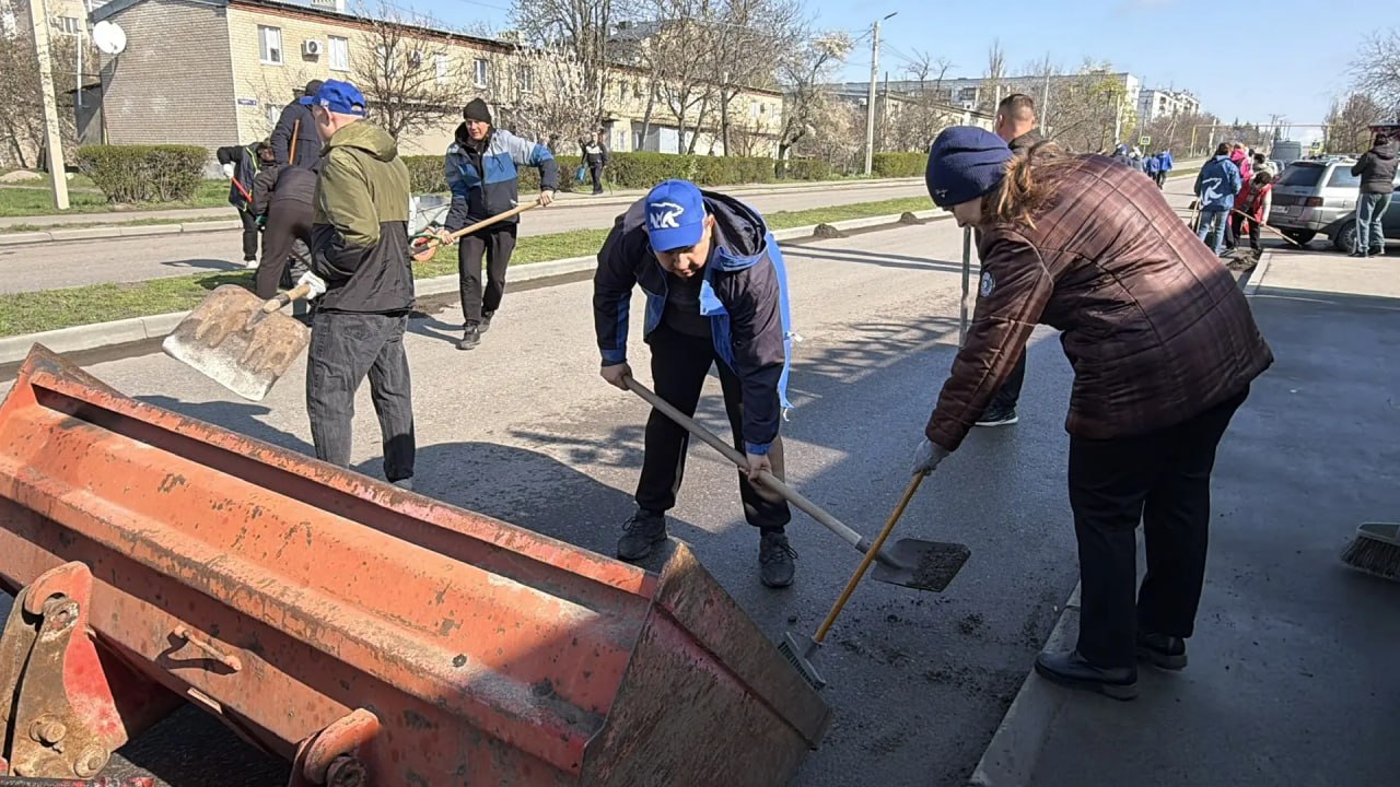 Наталья Великодная: Сегодня в Тельмановском муниципальном округе прошел общереспубликанский субботник, и я с удовольствием приняла в нем участие Наталья Великодная: Сегодня в Тельмановском муниципальном округе прошел общереспубликанский субботник, и я с удовольствием приняла в нем участие